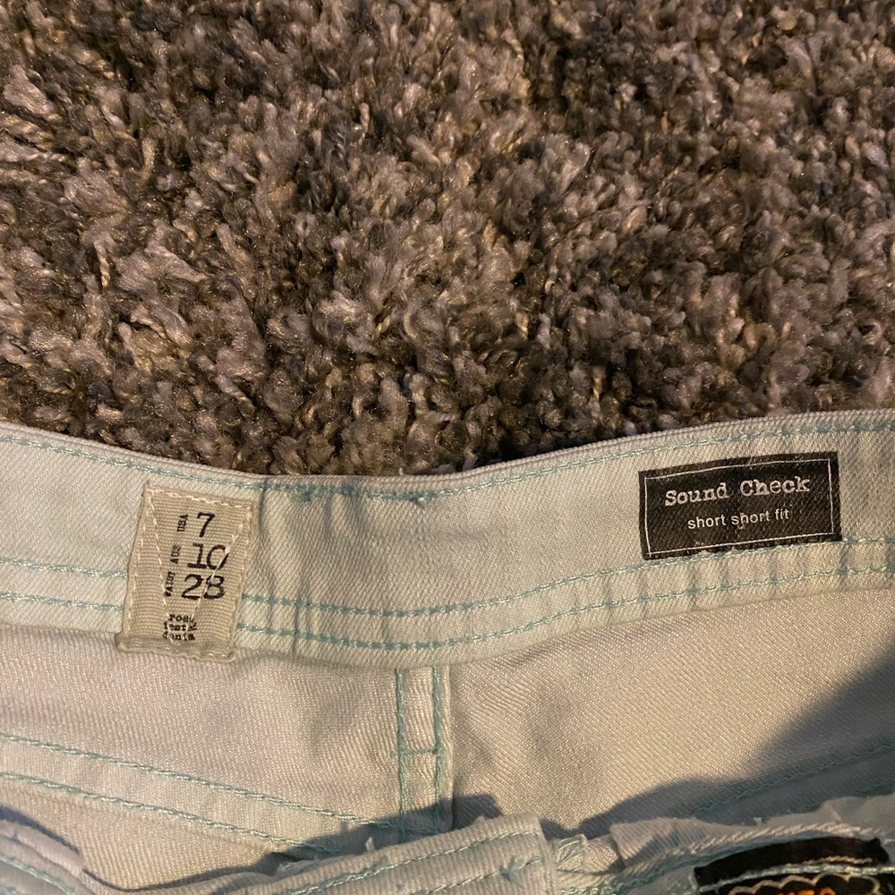 🐬Volcom Shorts🐬 - Picture 4 of 5